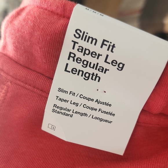 NWT Men's Nike Red Slim Fit Sweatpants...Medium - Picture 3 of 7